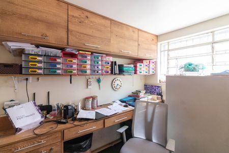 Casa para alugar com 500m², 4 quartos e 6 vagas Casa para alugar com 500m², 4 quartos e 6 vagasEscritório