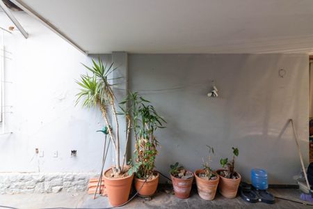 Casa para alugar com 500m², 4 quartos e 6 vagas Casa para alugar com 500m², 4 quartos e 6 vagasQuintal