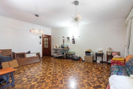 Casa para alugar com 500m², 4 quartos e 6 vagas Casa para alugar com 500m², 4 quartos e 6 vagasSala