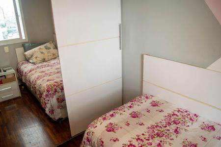 Apartamento à venda com 130m², 3 quartos e 2 vagasSuíte 2
