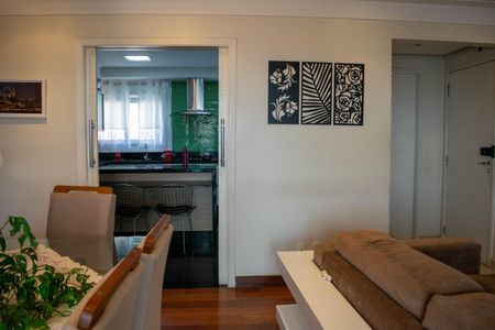 Apartamento à venda com 130m², 3 quartos e 2 vagasSala