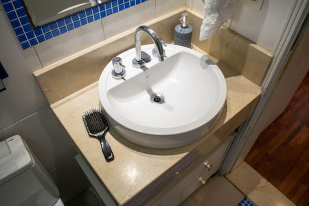 Apartamento à venda com 130m², 3 quartos e 2 vagasBanheiro social