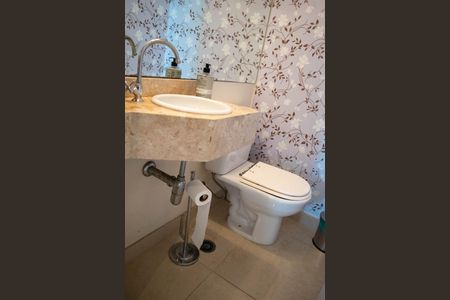 Apartamento à venda com 130m², 3 quartos e 2 vagasLavabo