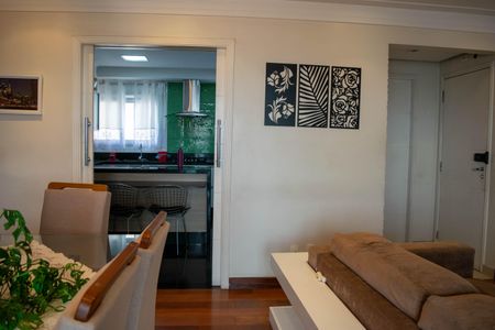 Apartamento à venda com 130m², 3 quartos e 2 vagasSala