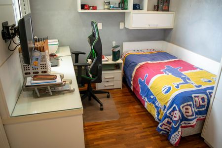 Apartamento à venda com 130m², 3 quartos e 2 vagasQuarto