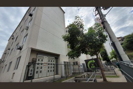 Apartamento para alugar com 45m², 2 quartos e 1 vaga Apartamento para alugar com 45m², 2 quartos e 1 vagaFachada