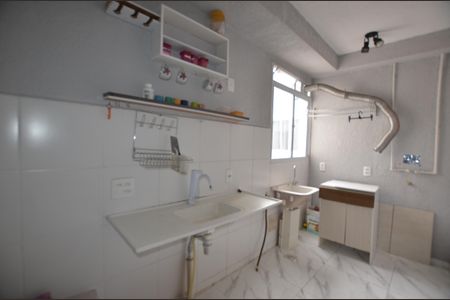 Apartamento para alugar com 45m², 2 quartos e 1 vagaCozinha e Área de Serviço