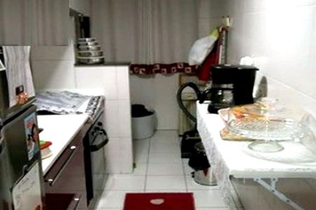 Apartamento à venda com 52m², 2 quartos e 1 vagaCOZINHA