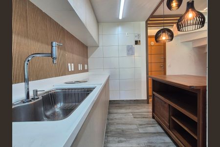 Apartamento à venda com 143m², 3 quartos e 2 vagas Apartamento à venda com 143m², 3 quartos e 2 vagasCozinha