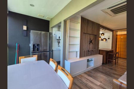 Apartamento à venda com 143m², 3 quartos e 2 vagas Apartamento à venda com 143m², 3 quartos e 2 vagasVaranda