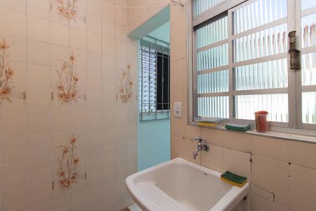 Casa para alugar com 270m², 4 quartos e 3 vagas Casa para alugar com 270m², 4 quartos e 3 vagasÁrea de Serviço 2