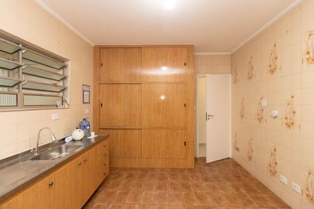 Casa para alugar com 270m², 4 quartos e 3 vagas Casa para alugar com 270m², 4 quartos e 3 vagasCozinha