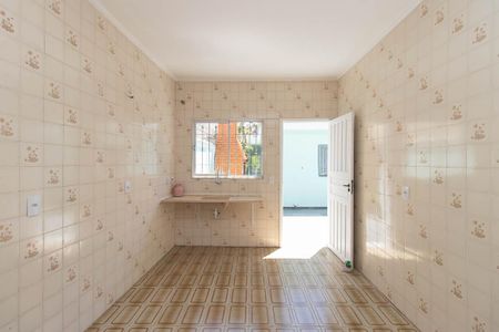 Casa para alugar com 270m², 4 quartos e 3 vagas Casa para alugar com 270m², 4 quartos e 3 vagasEdícula Cozinha