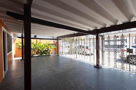 Casa para alugar com 270m², 4 quartos e 3 vagas Casa para alugar com 270m², 4 quartos e 3 vagasGaragem