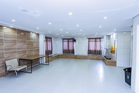 Apartamento para alugar com 43m², 2 quartos e 1 vaga Apartamento para alugar com 43m², 2 quartos e 1 vagaSalão de Festas