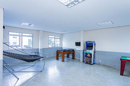 Apartamento para alugar com 43m², 2 quartos e 1 vaga Apartamento para alugar com 43m², 2 quartos e 1 vagaSala de jogos