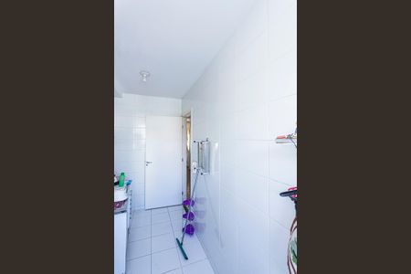 Apartamento para alugar com 43m², 2 quartos e 1 vaga Apartamento para alugar com 43m², 2 quartos e 1 vagaCozinha e Área de Serviço