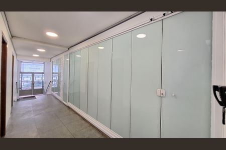 Apartamento à venda com 100m², 2 quartos e sem vagaÁrea comum