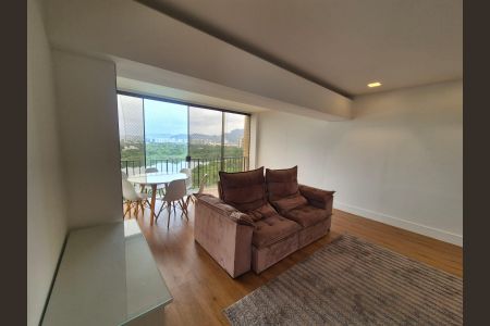 Apartamento à venda com 90m², 2 quartos e sem vagaSala