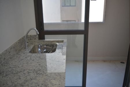 Apartamento para alugar com 56m², 2 quartos e 1 vagaÁrea de Serviço