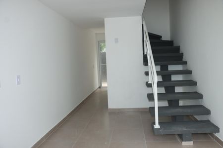 Casa de condomínio para alugar com 50m², 2 quartos e 1 vagaSala