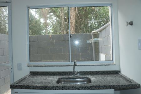 Cozinha de casa de condomínio para alugar com 2 quartos, 50m² em Bairro Jardim Nossa Senhora das Graças, Cotia