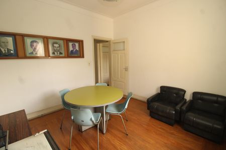 Casa à venda com 235m², 4 quartos e 5 vagasQuarto 1
