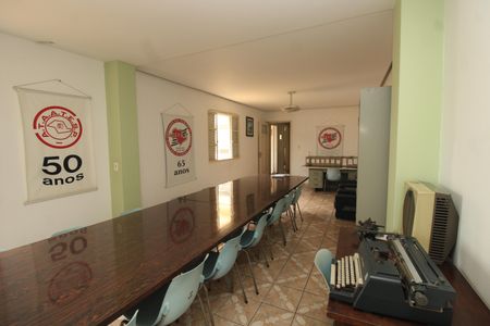 Casa à venda com 235m², 4 quartos e 5 vagasSala 3