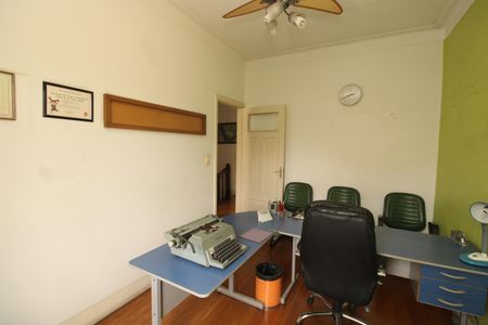 Casa à venda com 235m², 4 quartos e 5 vagasQuarto 2