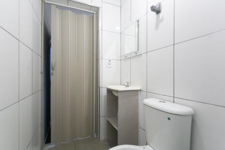 Casa para alugar com 50m², 1 quarto e sem vaga Casa para alugar com 50m², 1 quarto e sem vagaBanheiro