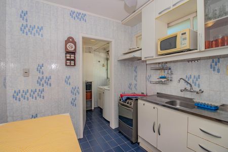 Apartamento à venda com 79m², 3 quartos e 2 vagas Apartamento à venda com 79m², 3 quartos e 2 vagasCozinha e Área de Serviço