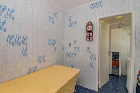 Apartamento à venda com 79m², 3 quartos e 2 vagas Apartamento à venda com 79m², 3 quartos e 2 vagasCozinha e Área de Serviço
