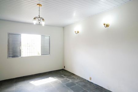 Casa à venda com 273m², 2 quartos e sem vagaQuarto 1