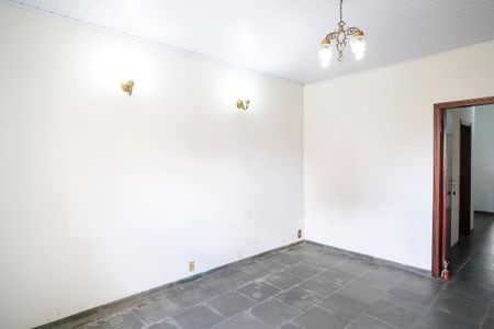 Casa à venda com 273m², 2 quartos e sem vagaQuarto 1