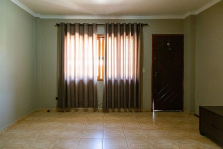 Casa de condomínio para alugar com 126m², 2 quartos e 3 vagasSala