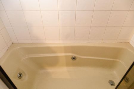 Casa de condomínio para alugar com 126m², 2 quartos e 3 vagasBanheiro do Quarto 1 suíte