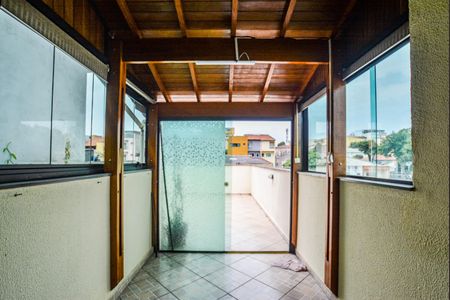 Apartamento à venda com 110m², 2 quartos e 1 vagaÁrea de Serviço