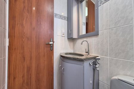 Apartamento para alugar com 43m², 2 quartos e 1 vaga Apartamento para alugar com 43m², 2 quartos e 1 vagaBanheiro