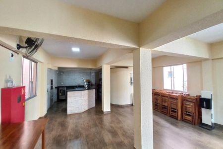 Apartamento para alugar com 43m², 2 quartos e 1 vaga Apartamento para alugar com 43m², 2 quartos e 1 vagaÁrea comum - Salão de festas