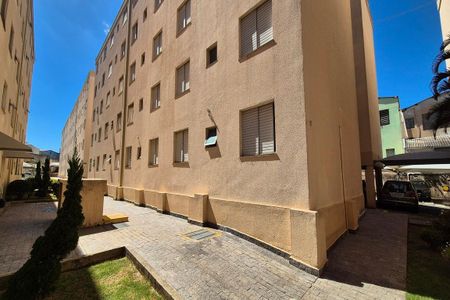 Apartamento para alugar com 43m², 2 quartos e 1 vaga Apartamento para alugar com 43m², 2 quartos e 1 vagaFachada do Bloco