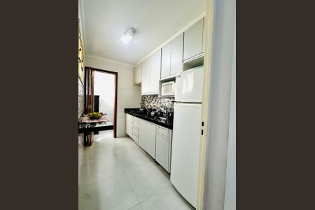 Apartamento à venda com 54m², 2 quartos e 1 vaga Apartamento à venda com 54m², 2 quartos e 1 vagaCozinha