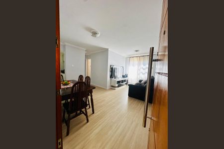 Apartamento à venda com 54m², 2 quartos e 1 vaga Apartamento à venda com 54m², 2 quartos e 1 vagaSala
