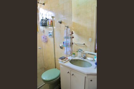 Casa à venda com 136m², 3 quartos e 1 vaga Casa à venda com 136m², 3 quartos e 1 vagaSuíte - Banheiro