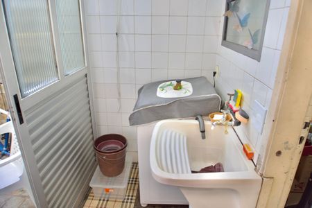 Casa à venda com 136m², 3 quartos e 1 vaga Casa à venda com 136m², 3 quartos e 1 vagaÁrea de Serviço