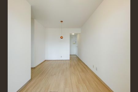 Sala de apartamento para alugar com 2 quartos, 52m² em Presidente Altino, Osasco