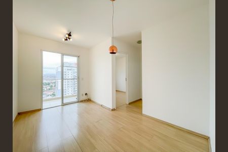 Sala de apartamento para alugar com 2 quartos, 52m² em Presidente Altino, Osasco