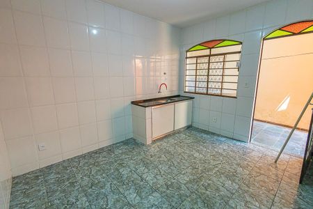 Casa para alugar com 90m², 3 quartos e 4 vagas Casa para alugar com 90m², 3 quartos e 4 vagascozinha