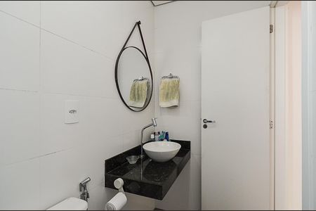 Apartamento à venda com 138m², 3 quartos e 2 vagas Apartamento à venda com 138m², 3 quartos e 2 vagasBanheiro Social