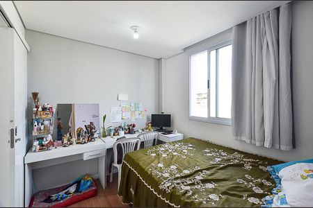 Apartamento à venda com 138m², 3 quartos e 2 vagas Apartamento à venda com 138m², 3 quartos e 2 vagasQuarto 2