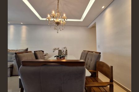 Casa à venda com 97m², 2 quartos e 2 vagasSala de jantar